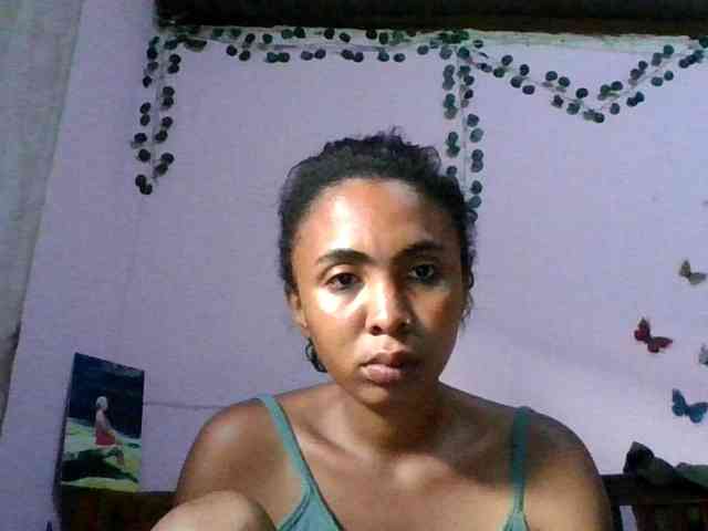 Modèle: KeziahFayah