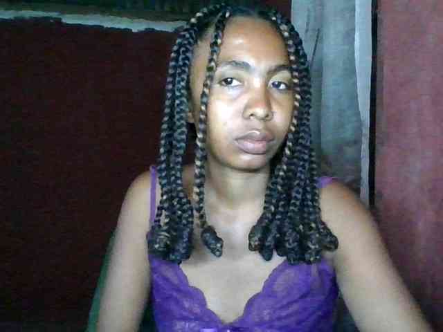 KeziahFayah webcam