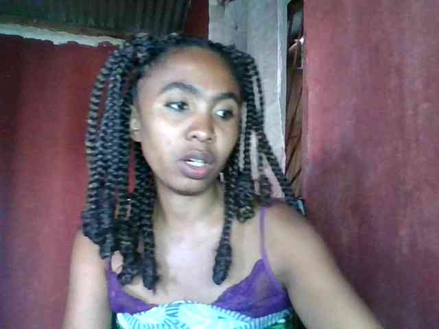 KeziahFayah webcam