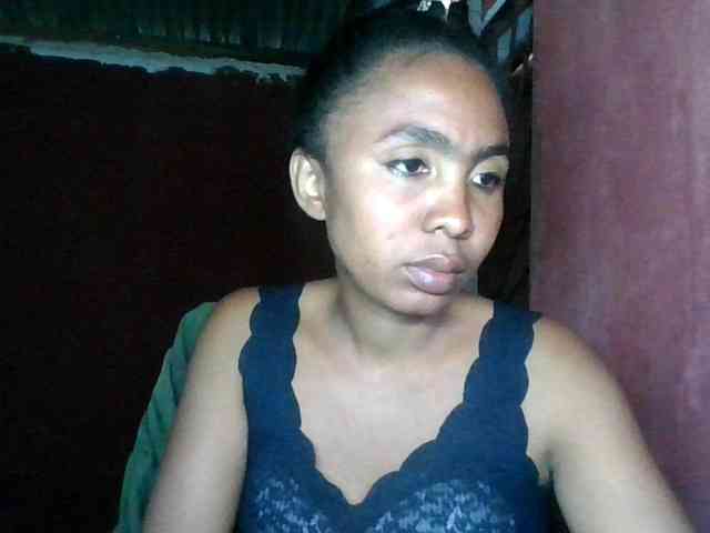 KeziahFayah webcam