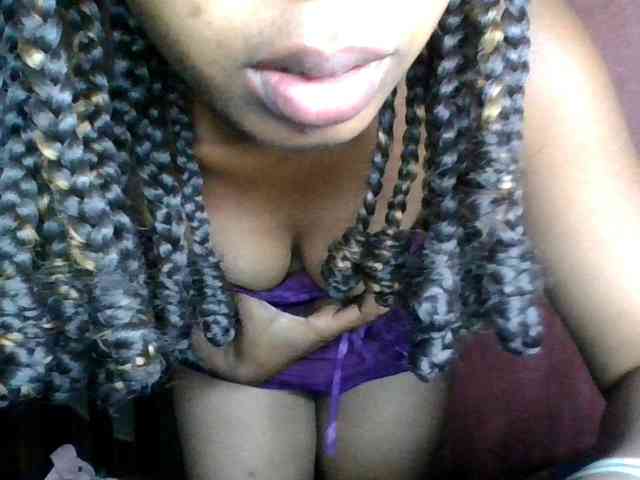 KeziahFayah webcam