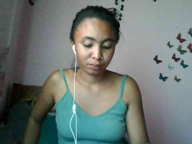 KeziahFayah webcam