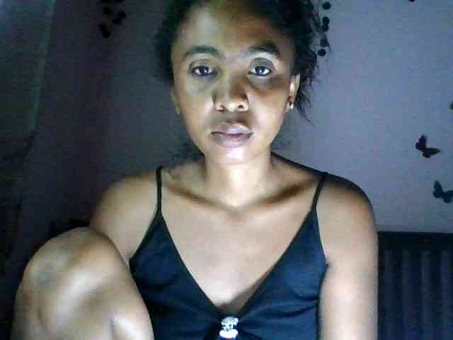 KeziahFayah webcam