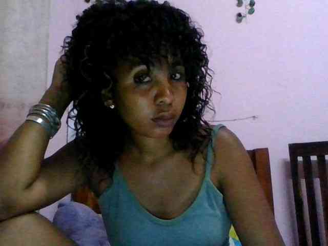KeziahFayah webcam