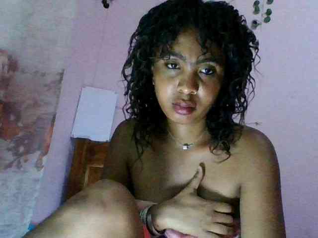 KeziahFayah webcam