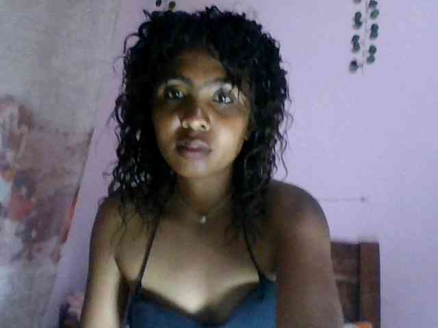 KeziahFayah webcam