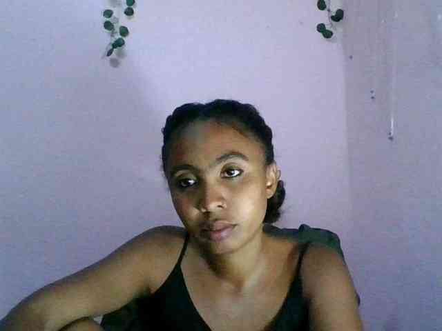 KeziahFayah webcam