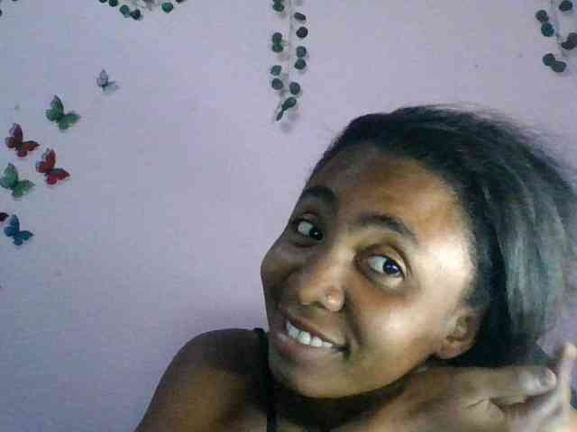 KeziahFayah webcam