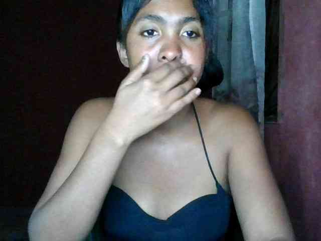 KeziahFayah webcam