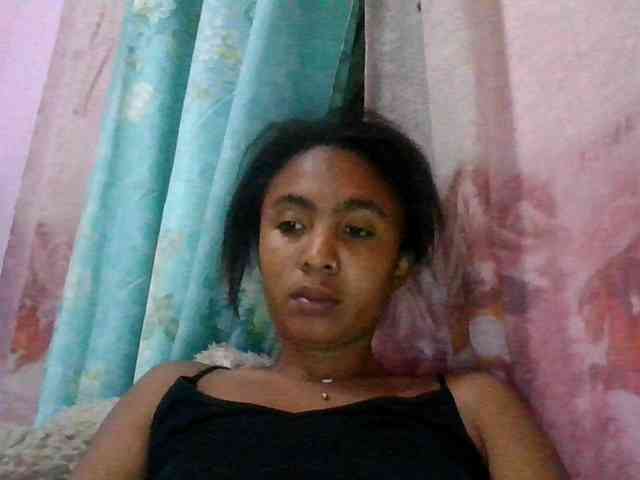 KeziahFayah webcam