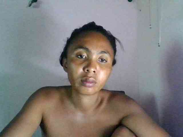 KeziahFayah webcam