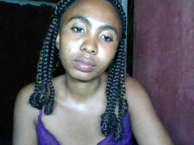 KeziahFayah webcam