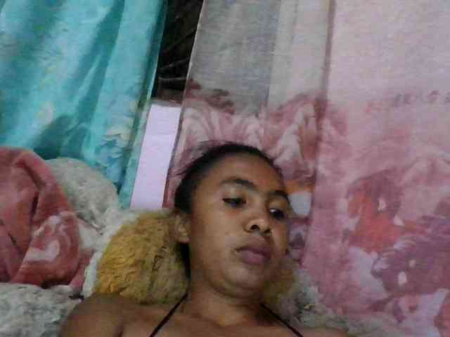 KeziahFayah webcam