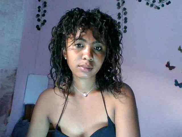KeziahFayah webcam