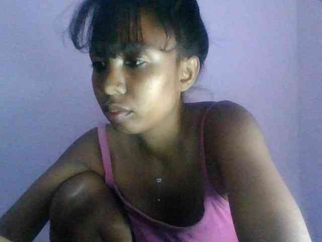 KeziahFayah webcam