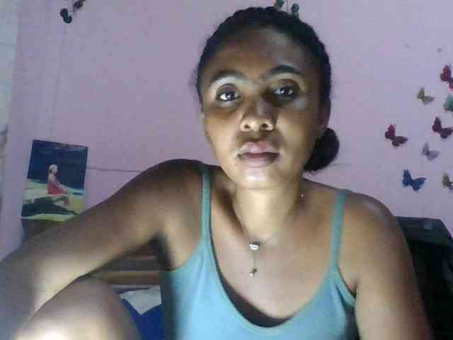 KeziahFayah webcam