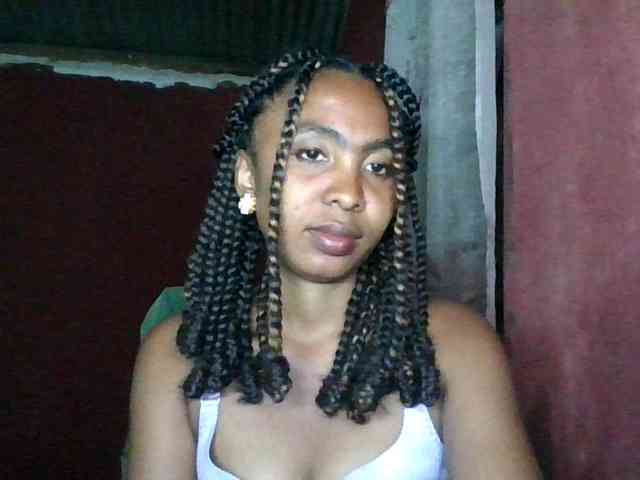 KeziahFayah webcam