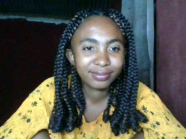 KeziahFayah webcam