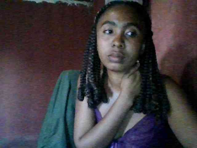 KeziahFayah webcam