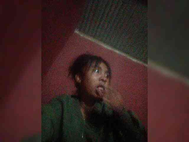 KeziahFayah webcam