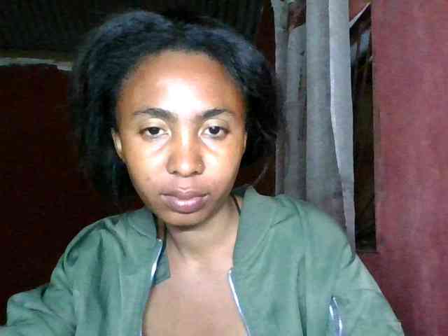 KeziahFayah webcam