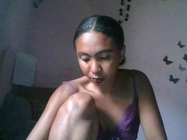 KeziahFayah webcam