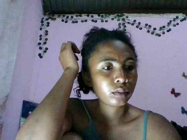 Modèle: KeziahFayah