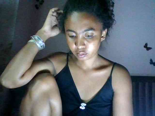 KeziahFayah webcam