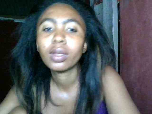 KeziahFayah webcam