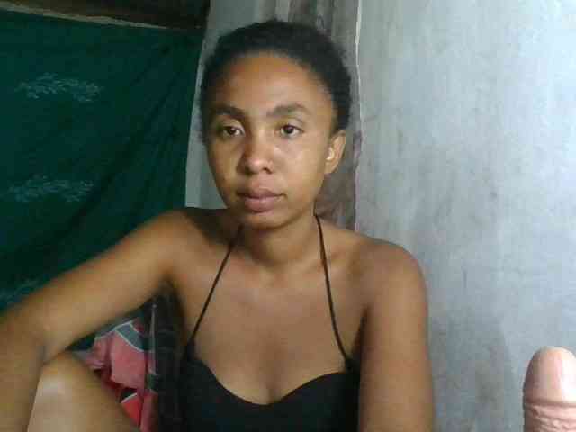 Modèle: EvahMorgane