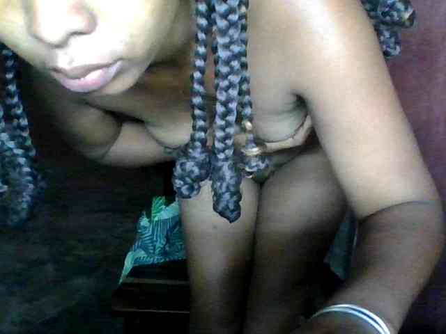 KeziahFayah webcam