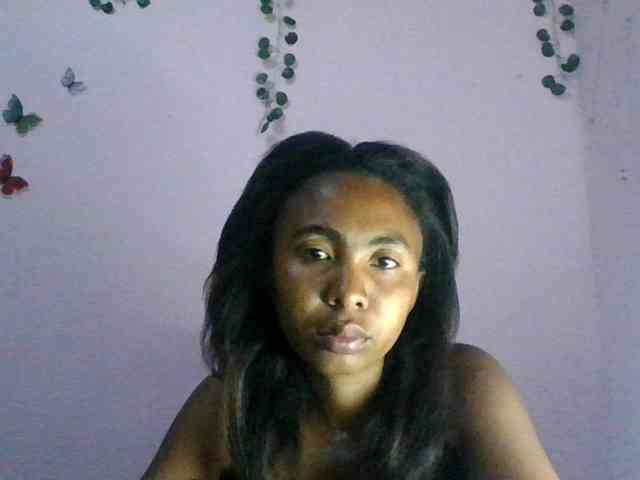 KeziahFayah webcam