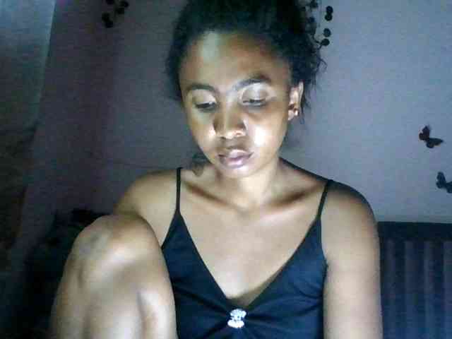 KeziahFayah webcam