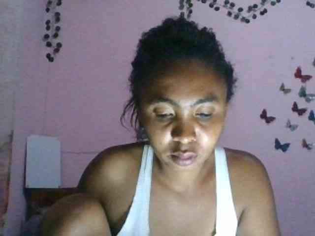 KeziahFayah webcam