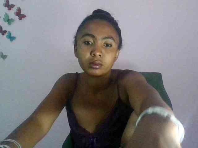 KeziahFayah webcam