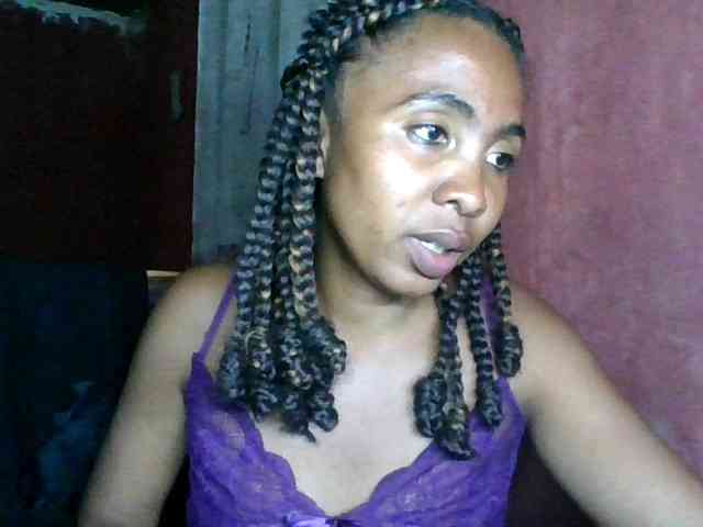 KeziahFayah webcam
