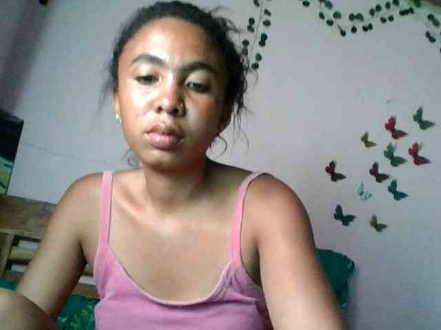 KeziahFayah webcam