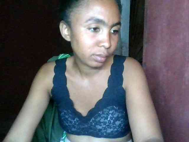 KeziahFayah webcam