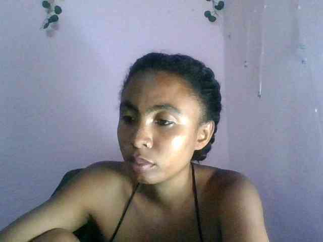 KeziahFayah webcam