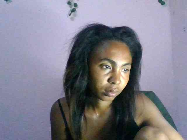 KeziahFayah webcam
