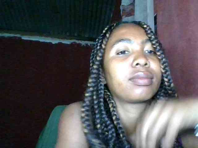 KeziahFayah webcam