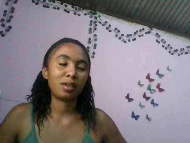 KeziahFayah webcam