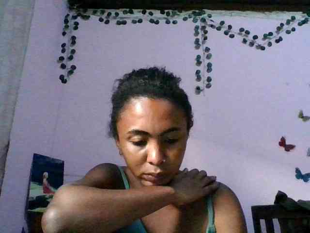 KeziahFayah webcam