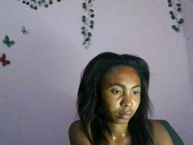 KeziahFayah webcam