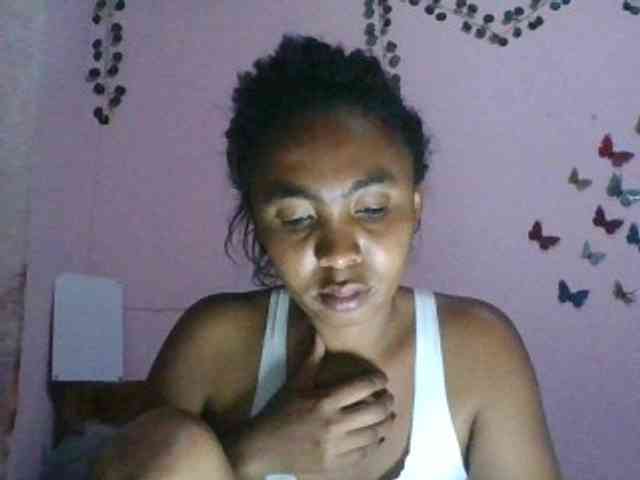 KeziahFayah webcam