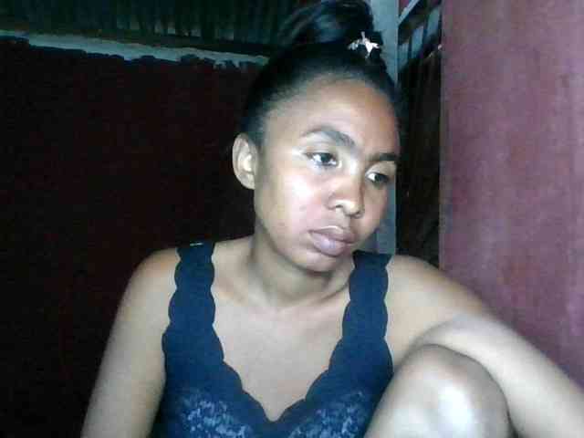 KeziahFayah webcam