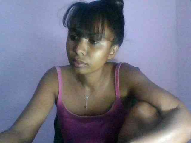 KeziahFayah webcam