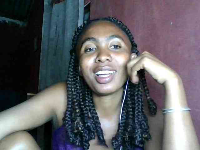 KeziahFayah webcam