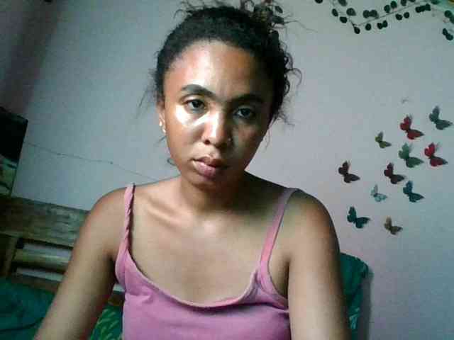 KeziahFayah webcam