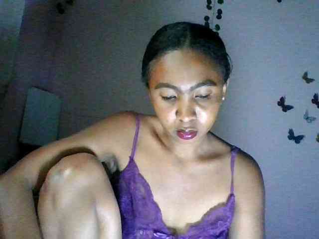 KeziahFayah webcam